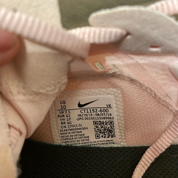 Women’s Nike Zoom Gravity size 10 - Picture 4 of 7